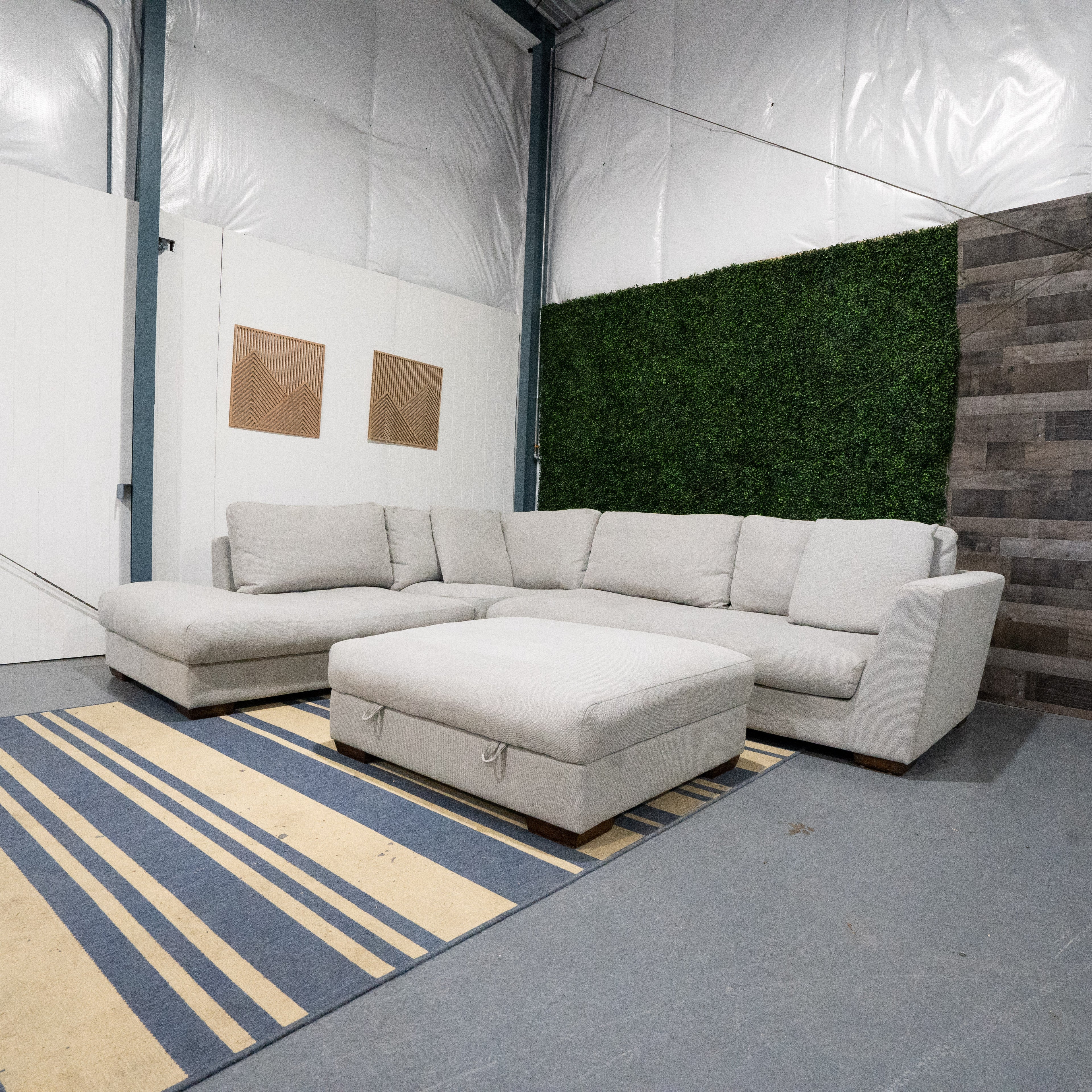 Henredon Larkin Secinal