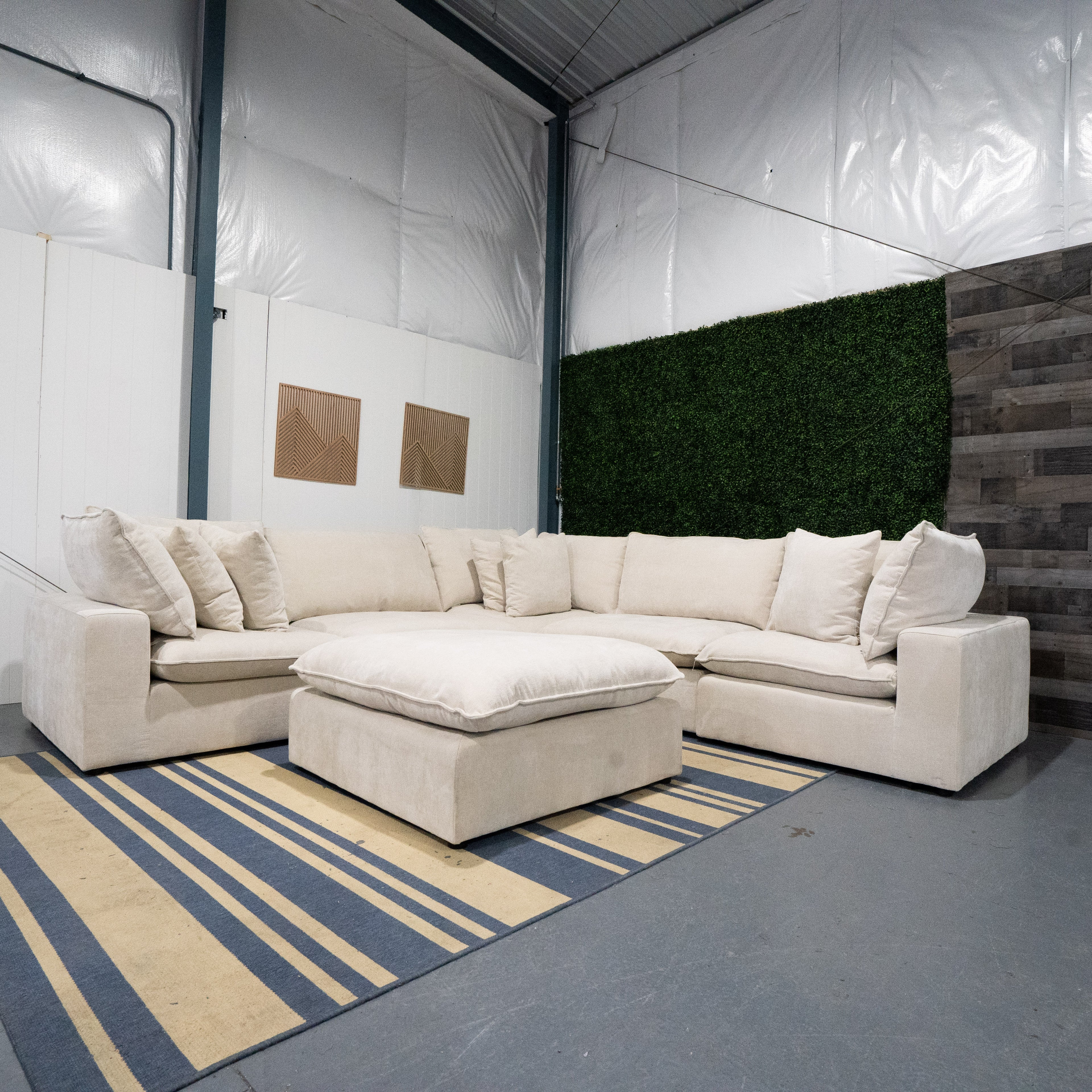 Sereen Modular Sectional