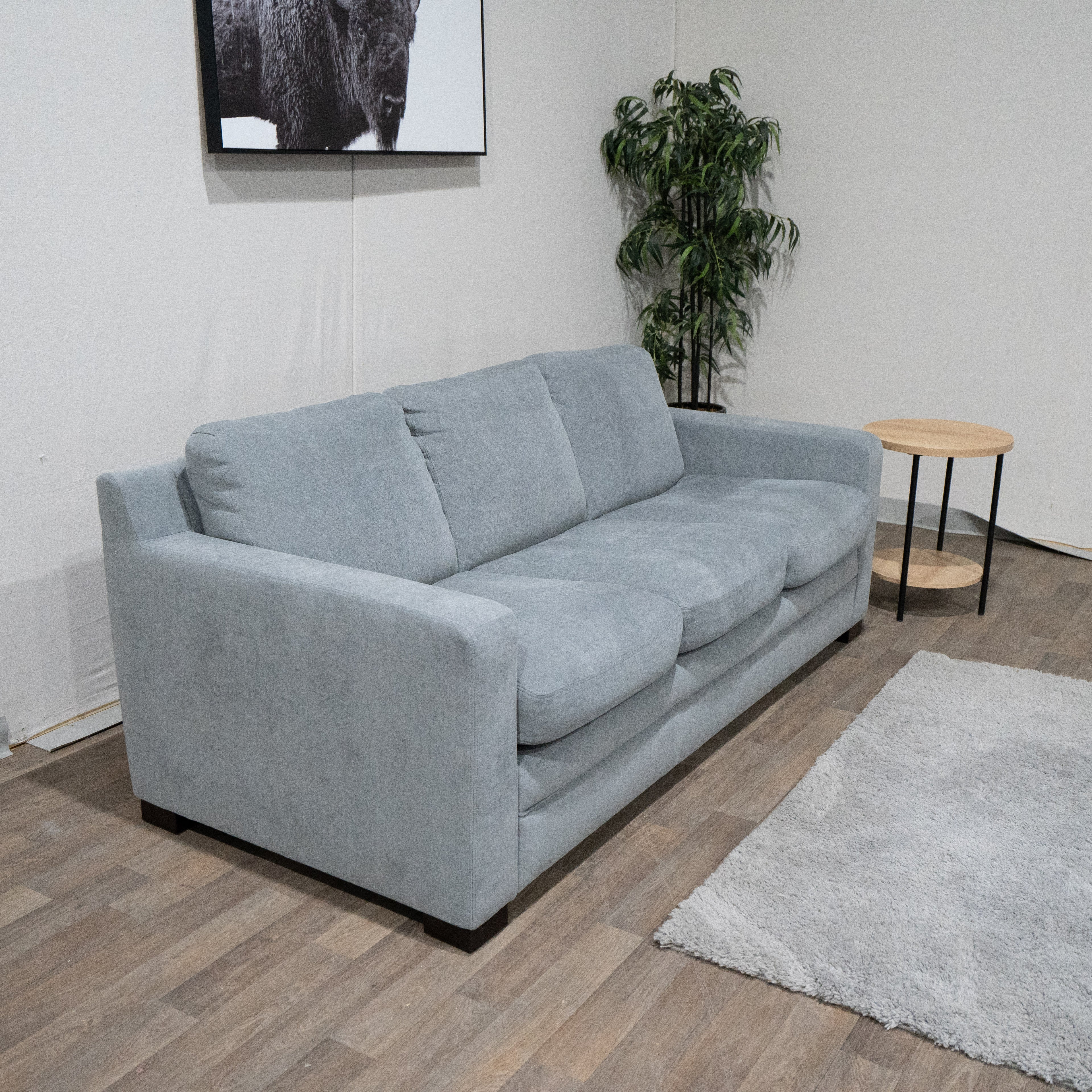 Liviana Sofa
