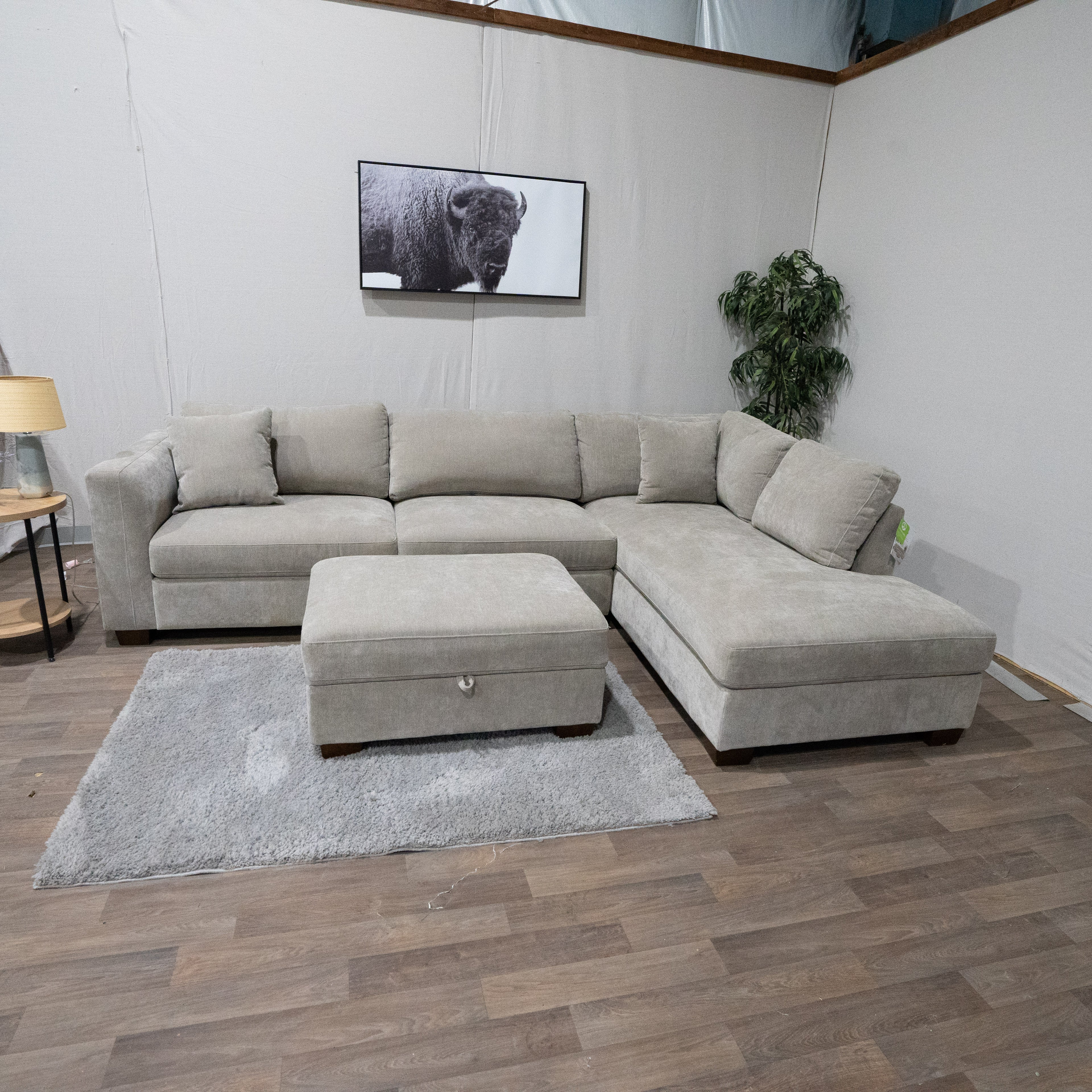 Walsen Fabric Sectional